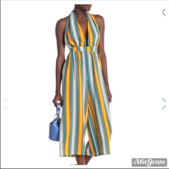 NWT Halter Top Crop Jumpsuit Large - Picture 2 of 13